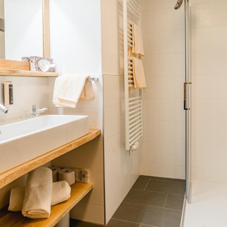 Hotel Berger Superior - Comfort Double Room with Balcony - 4