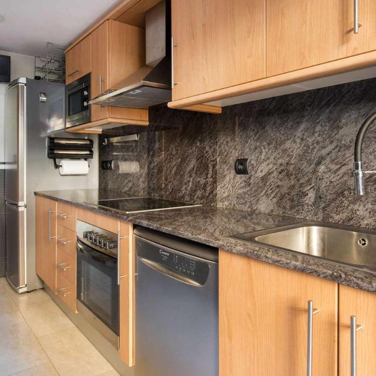 Josep Folch – Centro, Parking y A/C Tossa - Apartamento con terraza - 7