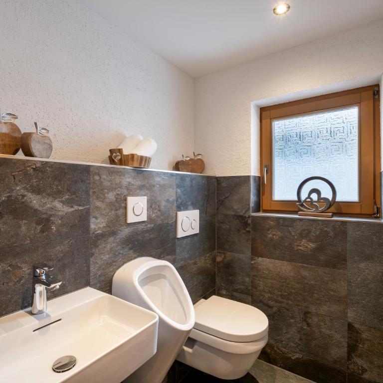 Sporthotel Tirolerhof - One-Bedroom Chalet - 10
