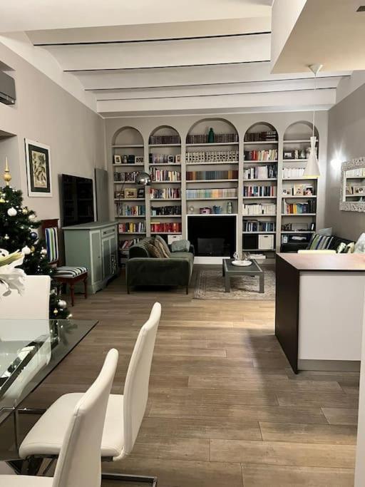 Nel cuore di Bologna - Appartamento con 2 Camere da Letto - 7