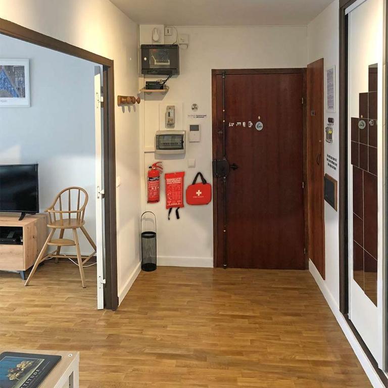 Reims Saint-Remi - Two-Bedroom Apartment - 10