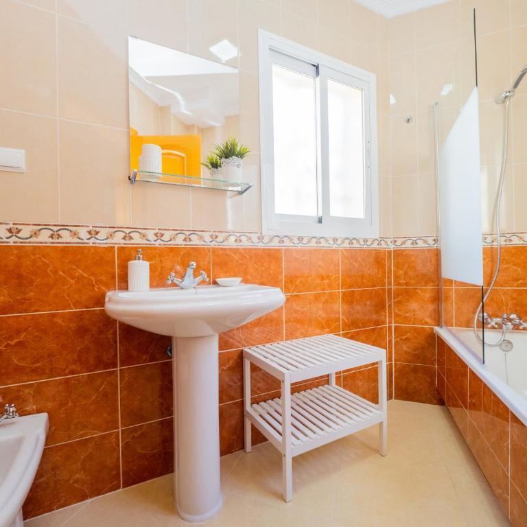 Cubo's Liberty Apartment - Apartment - 6