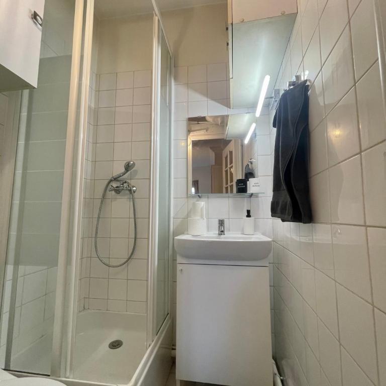 Charming Studio superb location in 7th district Paris - Appartement 1 Chambre - 11