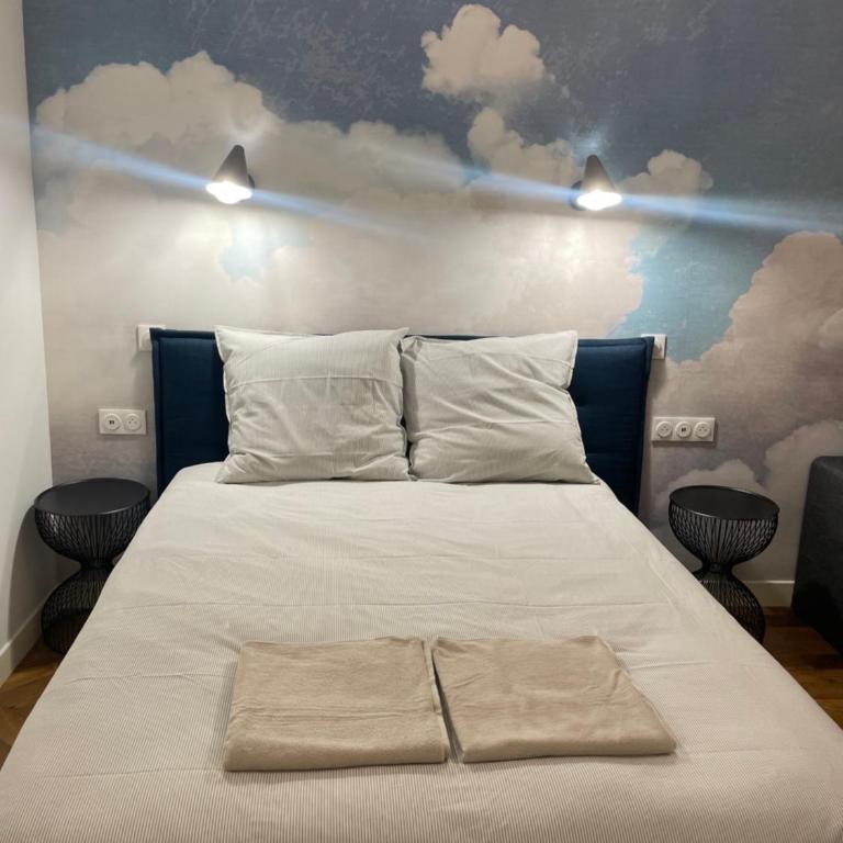 RESIDENCE NATION - Two-Bedroom Apartment - 14