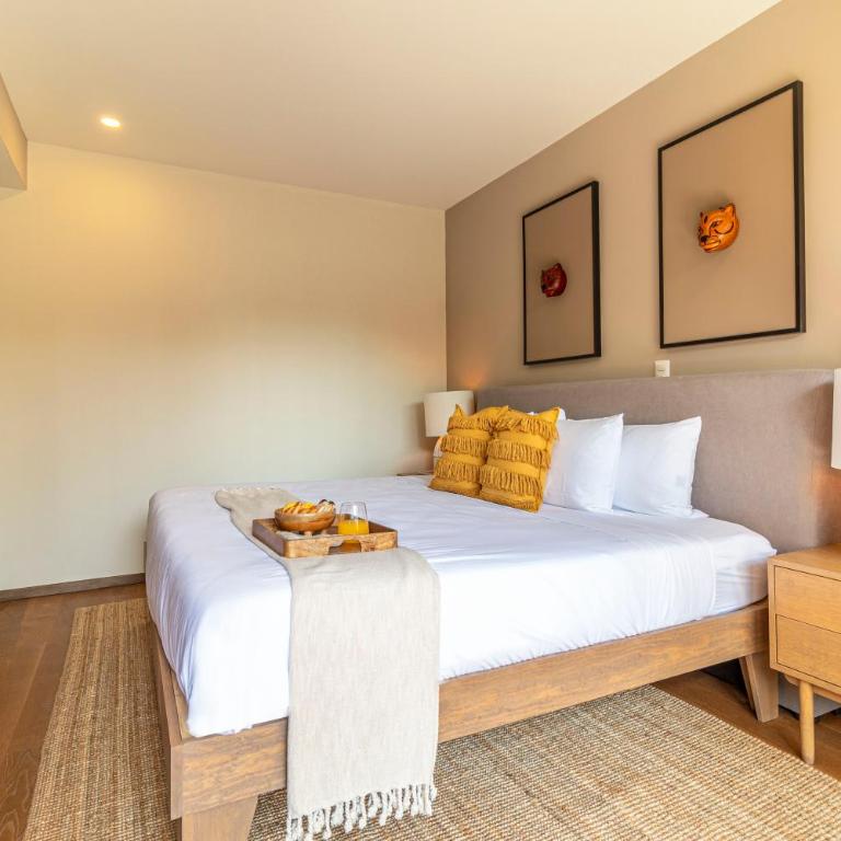 Casa Colima by Kukun - Three-Bedroom Apartment with Balcony - 13