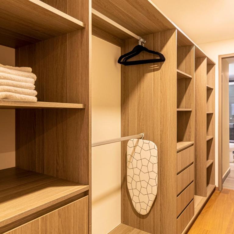 Casa Colima by Kukun - Three-Bedroom Apartment with Balcony - 23