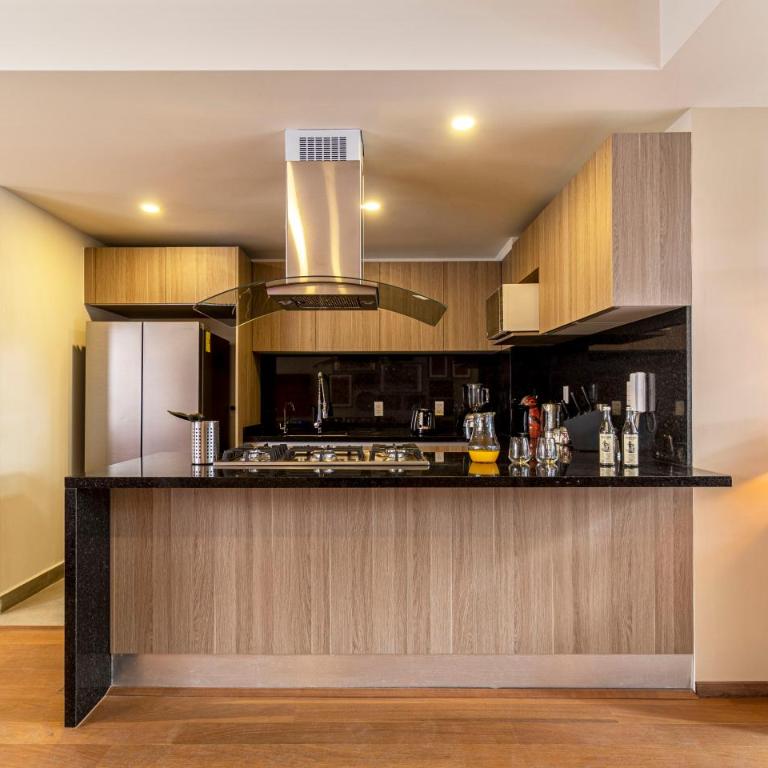 Casa Colima by Kukun - Three-Bedroom Apartment with Balcony - 25