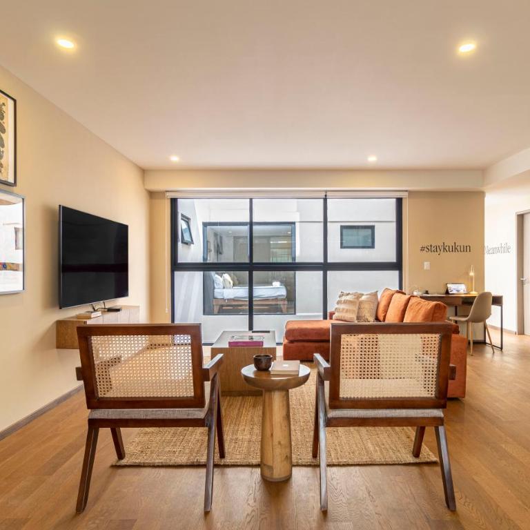 Casa Colima by Kukun - Three-Bedroom Apartment with Balcony - 28