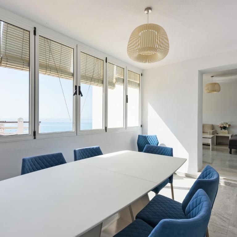 UrbanChicMalaga Sea View All Year Pool 10m from Beach and Shops in Torremuelle - Apartamento con vistas al mar - 3