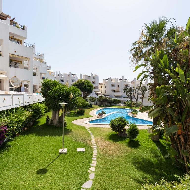 UrbanChicMalaga Sea View All Year Pool 10m from Beach and Shops in Torremuelle - Apartamento con vistas al mar - 14