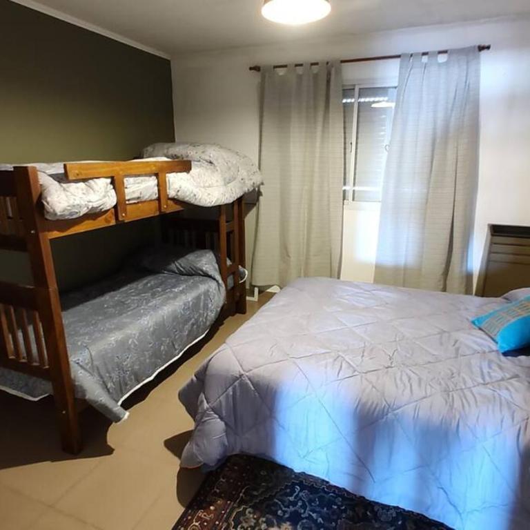 Departamento en pleno Centro de Catriel. - Apartamento de 1 dormitorio - 2
