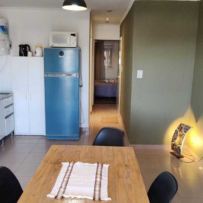 Departamento en pleno Centro de Catriel. - Apartamento de 1 dormitorio - 7