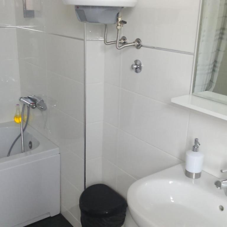 Vrnjci House - Apartman s 1 Spavaćom Sobom i Balkonom - 5