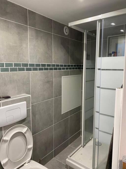 Studio dans cadre verdoyant - Apartamento de 1 dormitorio - 6