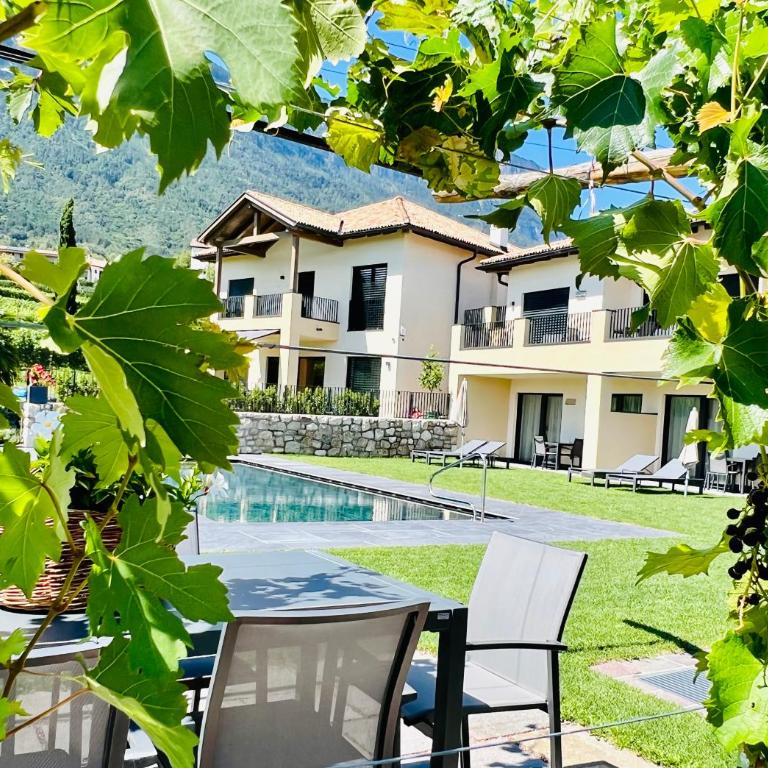 Weingut Gasshof- Panorama Pool in den Weinbergen - Appartamento con Vista Montagna - 19