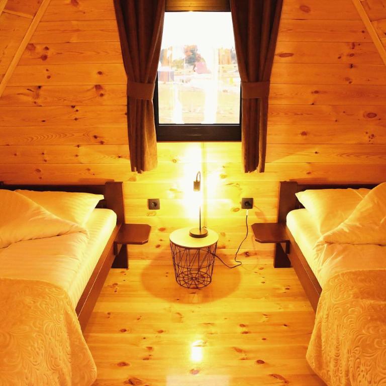 WOLFOREST - Two-Bedroom Chalet - 9