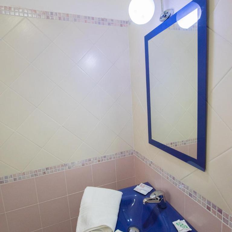 Corona Vacanze - Standard Double Room - 4