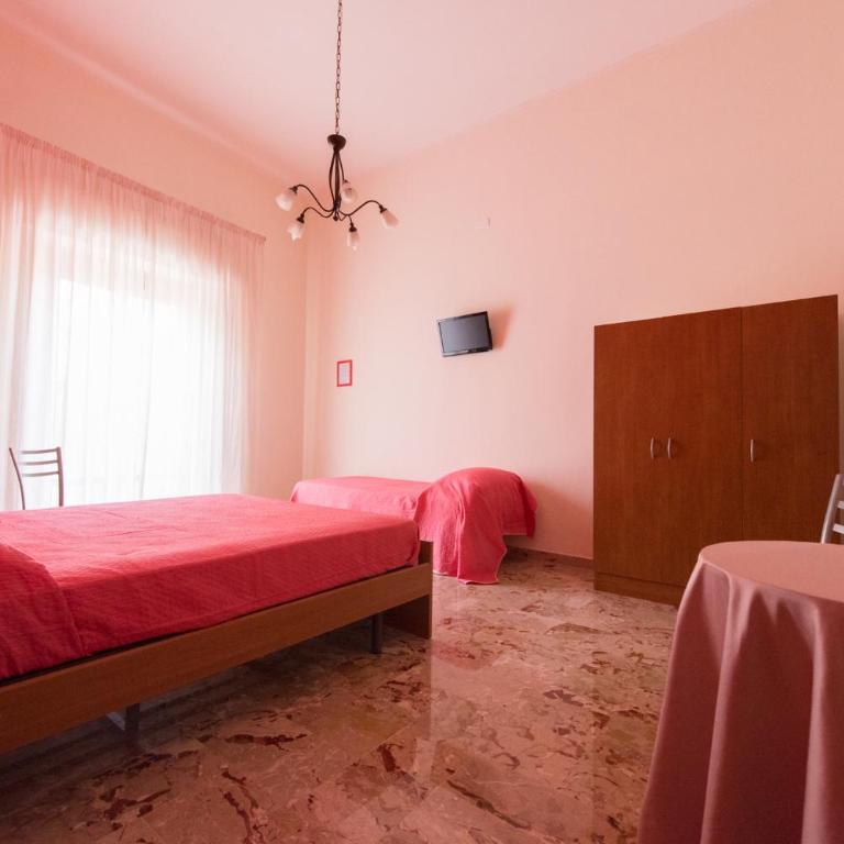 Corona Vacanze - Triple Room - 8