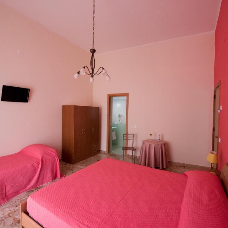 Corona Vacanze - Triple Room - 13