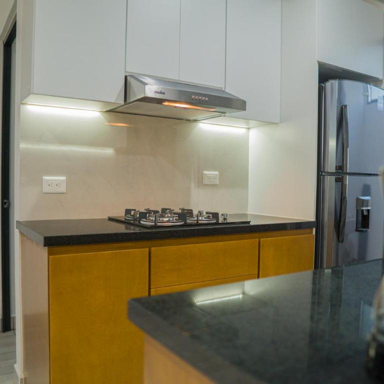 Planta Baja, a 10 minutos de la playa, Gran alberca y Mini Golf!! - Two-Bedroom Apartment - 65