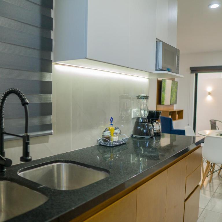 Planta Baja, a 10 minutos de la playa, Gran alberca y Mini Golf!! - Two-Bedroom Apartment - 61