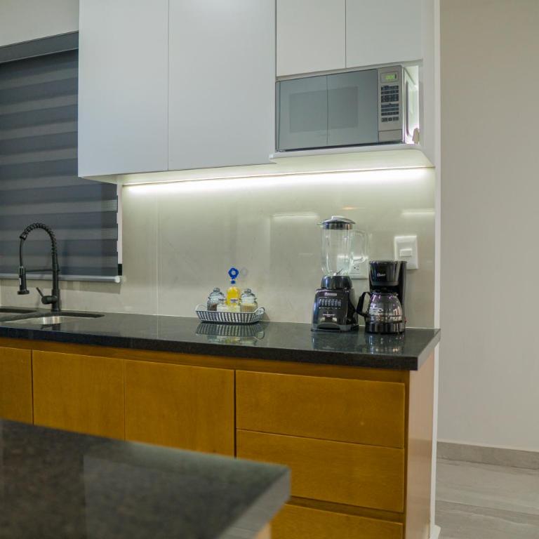 Planta Baja, a 10 minutos de la playa, Gran alberca y Mini Golf!! - Two-Bedroom Apartment - 55