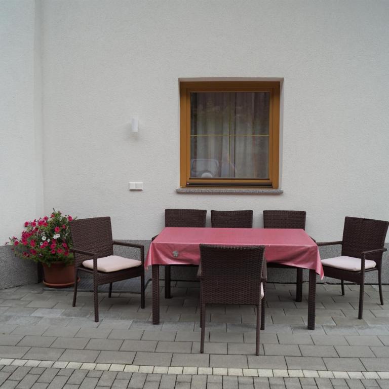 Ferienhaus Brandacher - Apartment mit 3 Schlafzimmern und Dusche - 17