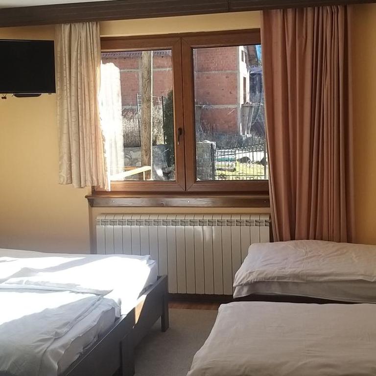 Apartman Vila Natasa - Deluxe Quadruple Room - 2
