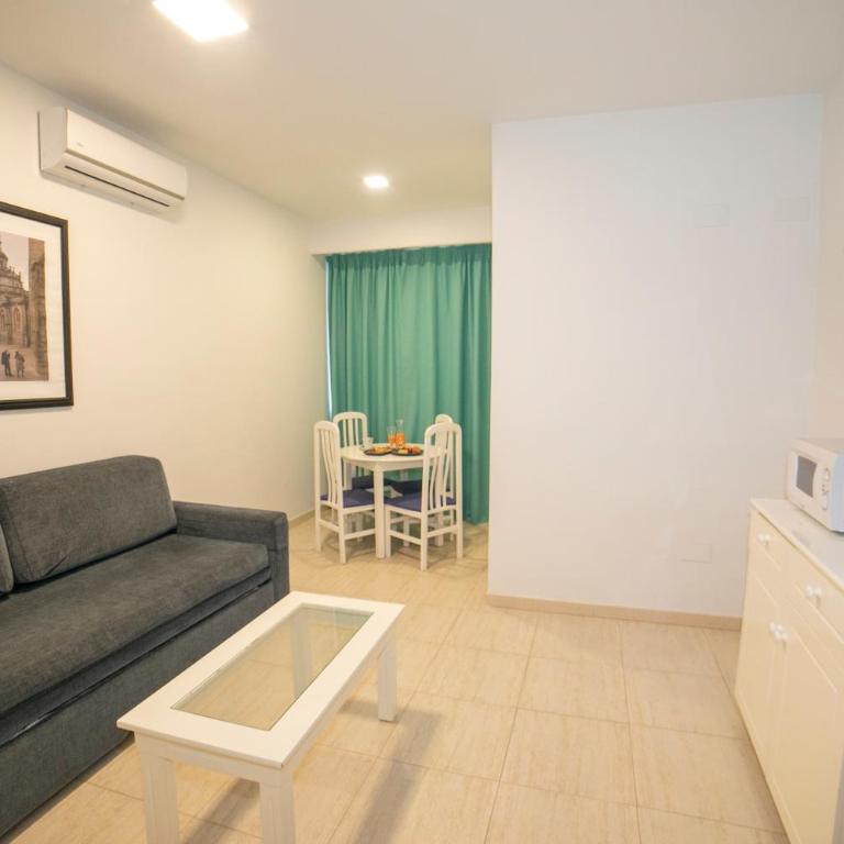 Hotel Apartamentos Pyr Fuengirola - Apartamento de 1 dormitorio - 3