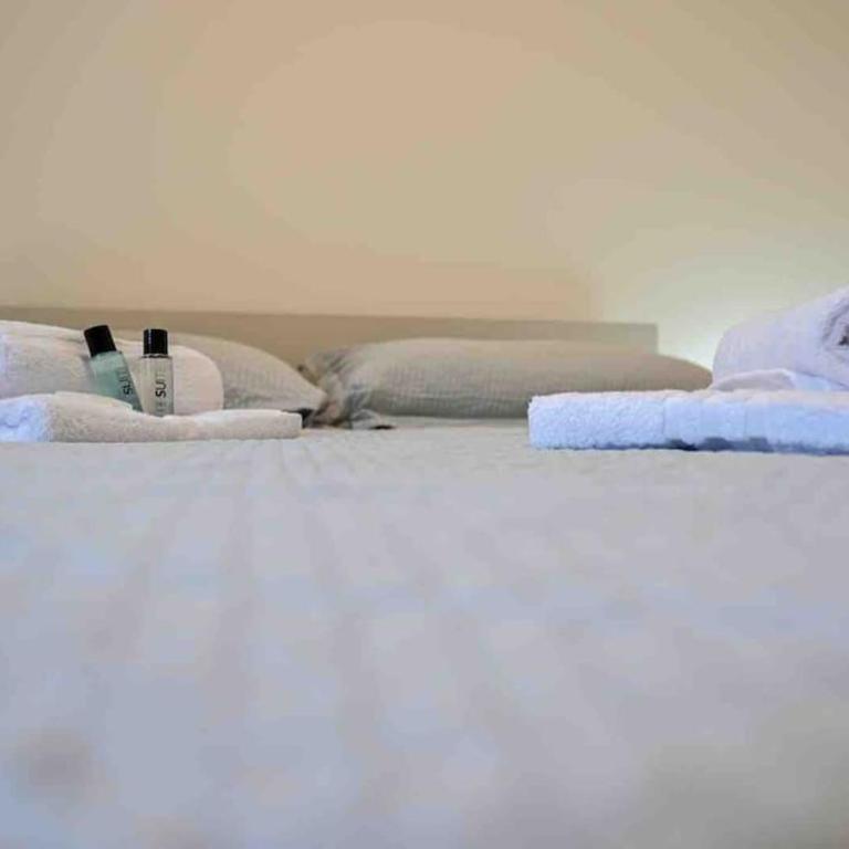 -Free Parking & Wifi- 10 minuti dal centro - Appartamento con 2 Camere da Letto - 9