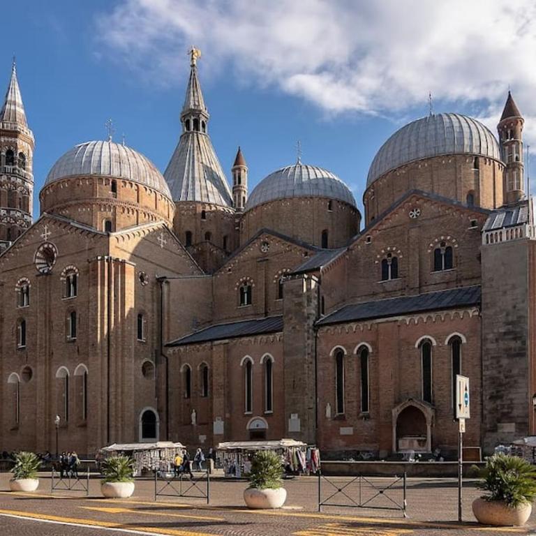 -Free Parking & Wifi- 10 minuti dal centro - Appartamento con 2 Camere da Letto - 23