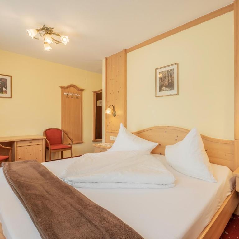 Hotel Schönegg - Kleines Doppelzimmer - 5
