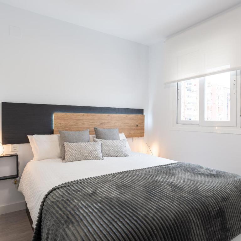 Modern apartment near Huelin Beach & Free Parking - Apartamento de 2 dormitorios - 3