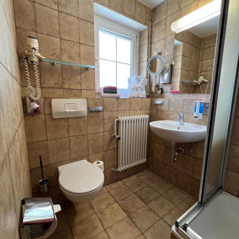 Kurhotel Wiedenmann - Doppelzimmer mit Balkon - 11