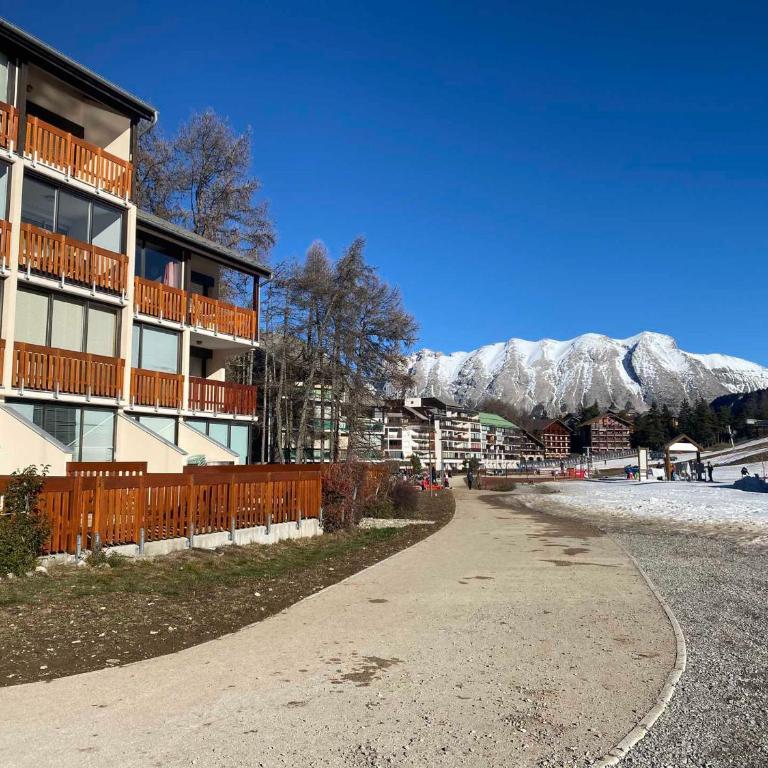 Studio rénové 4 pers. au pied des pistes avec parking - FR-1-504-646 - Estudio - 13