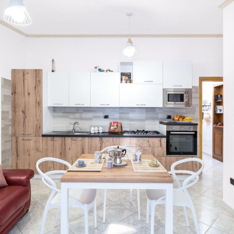 Eliana's Apartments - Mares e Montes - Suite Familiare con Balcone - 3
