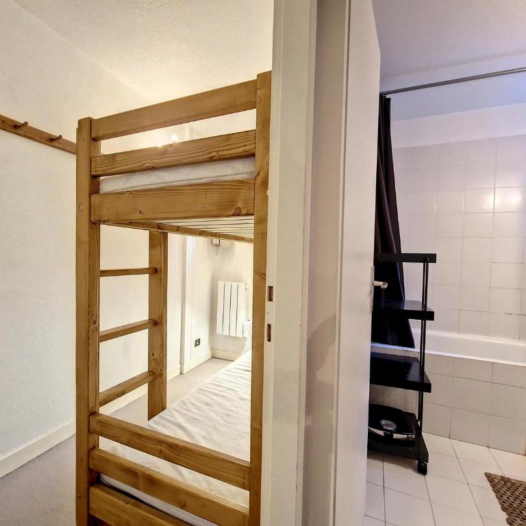 Appartement confortable près des pistes avec parking à Val-d'Isère - FR-1-518-116 - Appartement - 9