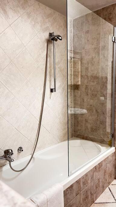 Orethus Apartment - Exclusive Palermo Center - Appartamento con 3 Camere da Letto - 25