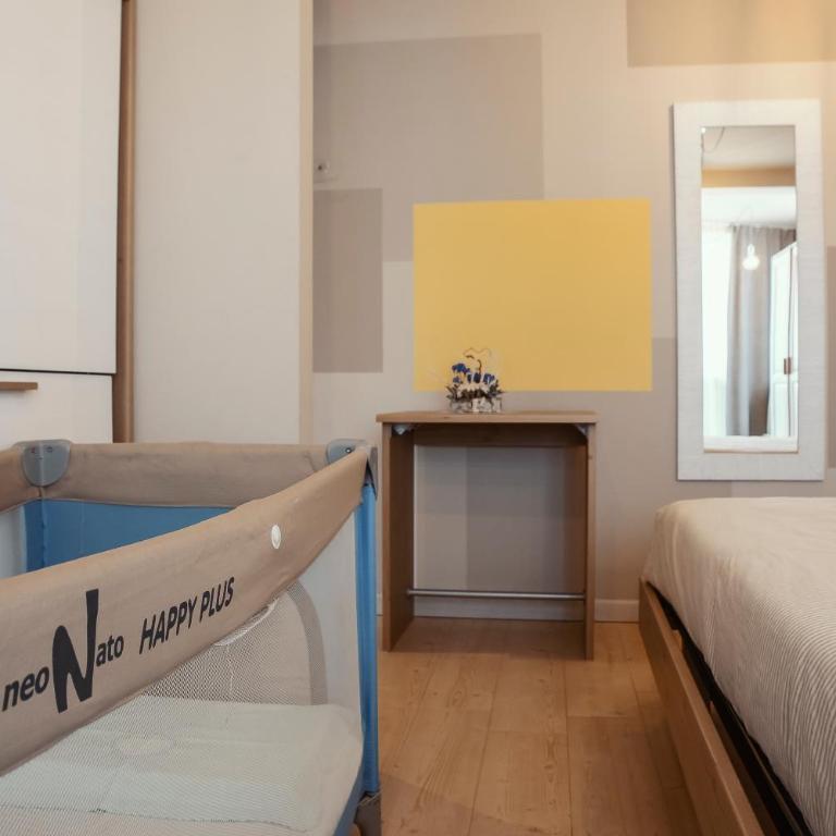 Hotel Laghetto - Camera Familiare Standard - 10