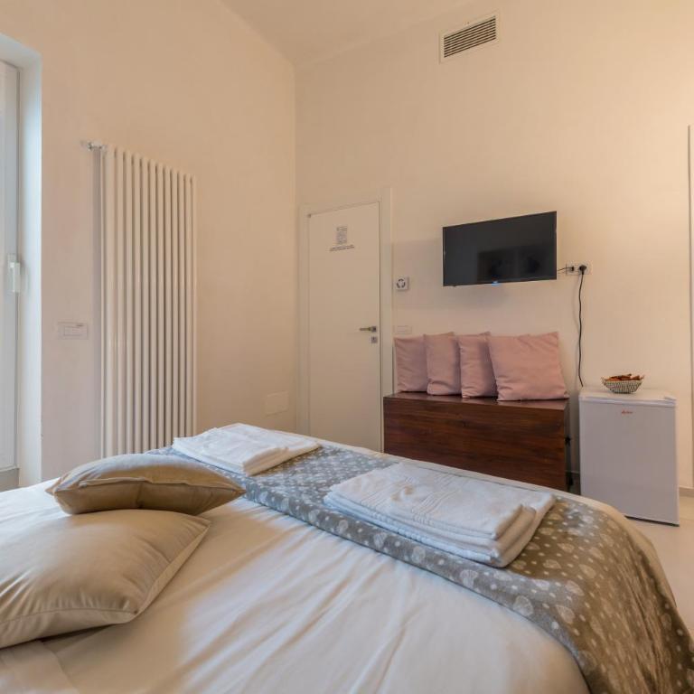 YOUR HOUSE ROOMs 2 - Camera King Deluxe - 7