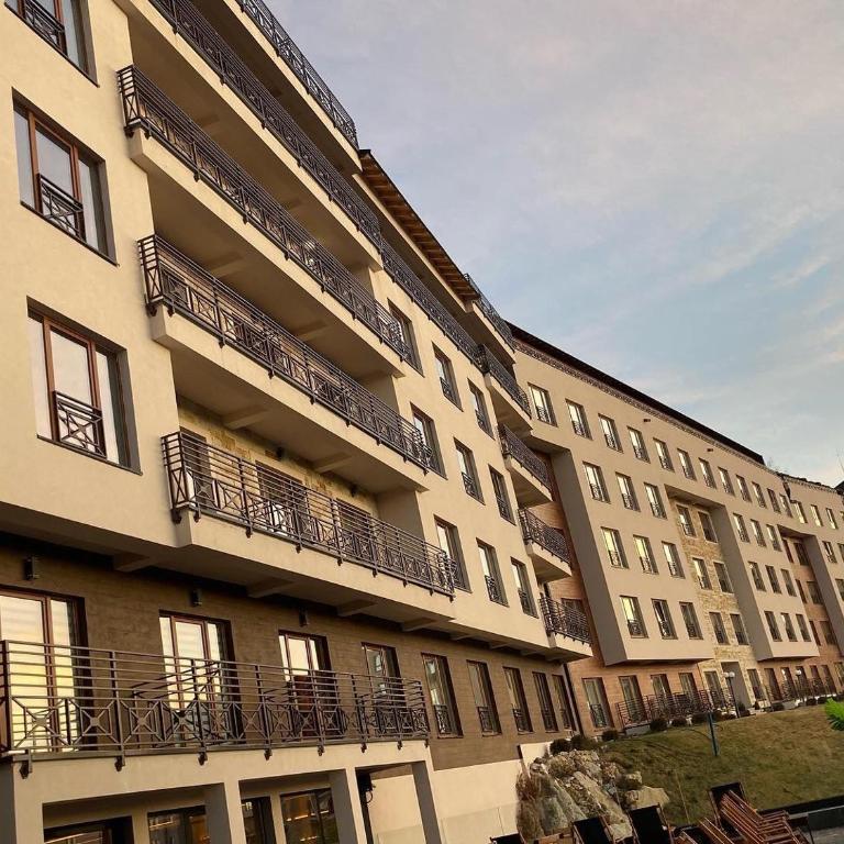 NLux 10 Apartment - One-Bedroom Apartment - 25