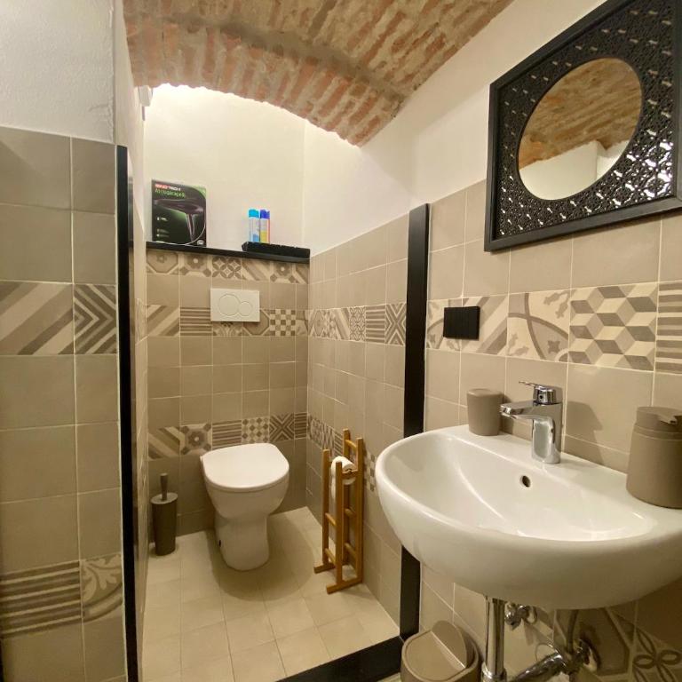 Bike Room - SEA CAVES Pietra Ligure - Appartamento con 1 Camera da Letto - 2