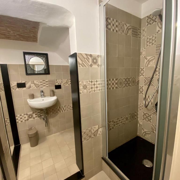 Bike Room - SEA CAVES Pietra Ligure - Appartamento con 1 Camera da Letto - 9