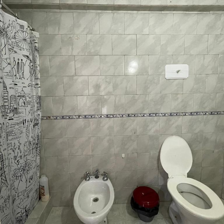 Cares Azcuénaga, Morón, Buenos Aires - Estudio con sofá cama - 10