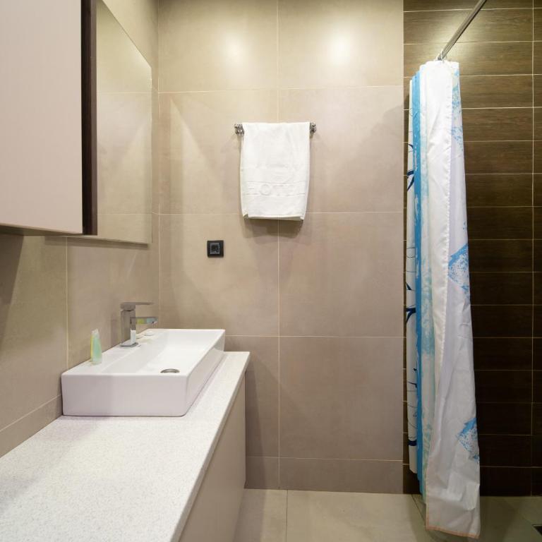 Premier 1 - Milmari Resort - King Studio with Sofa Bed - 22