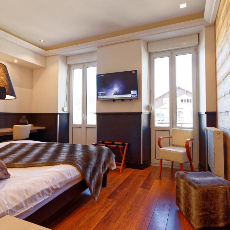 Logis Hotel Des Bains - Chambre Double Confort - Hébergement Accessible Uniquement par des Escaliers - 5