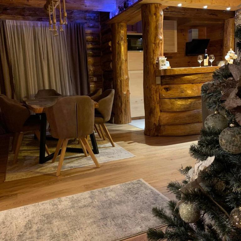 Alpine House - Deluxe Villa - 22