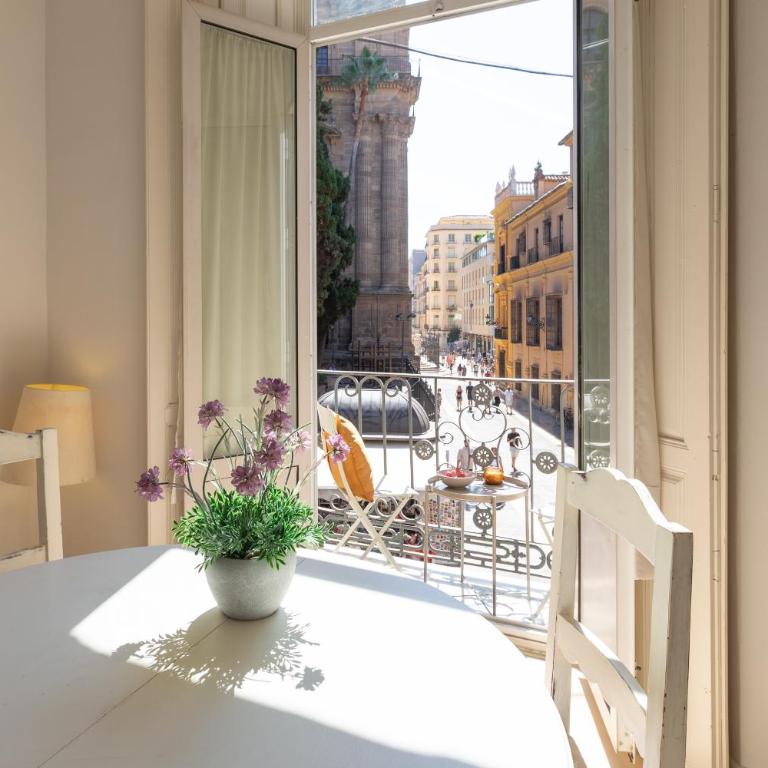 Luminoso apartamento de dos habitaciones con vistas a las Catedral - Apartamento de 2 dormitorios - 18