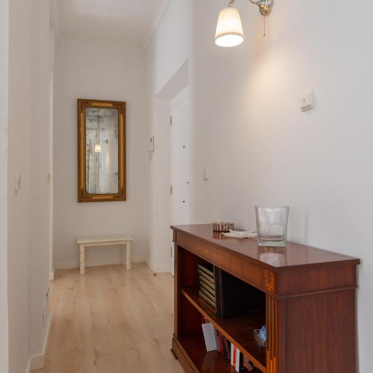 Luminoso apartamento de dos habitaciones con vistas a las Catedral - Apartamento de 2 dormitorios - 24