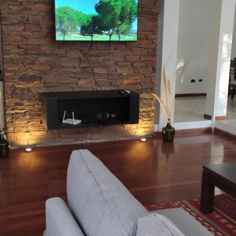 Barrio privado en chacras - Casa de 3 dormitorios - 26